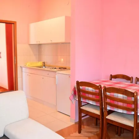 Guest house Albina Sibenik