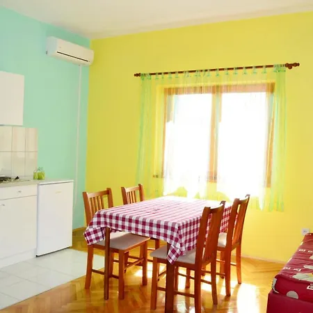 Albina Guest house 3*